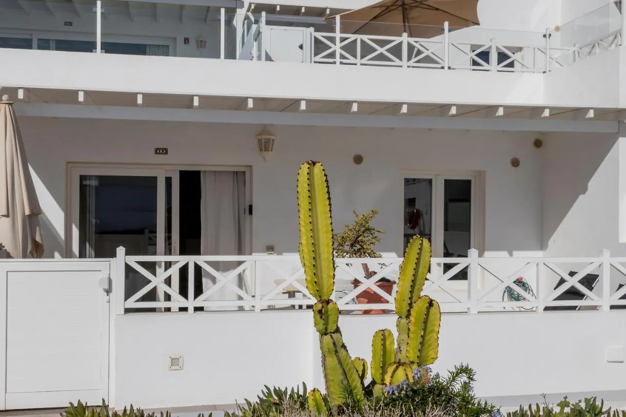 Flower Beach Suite 15 Playa Honda